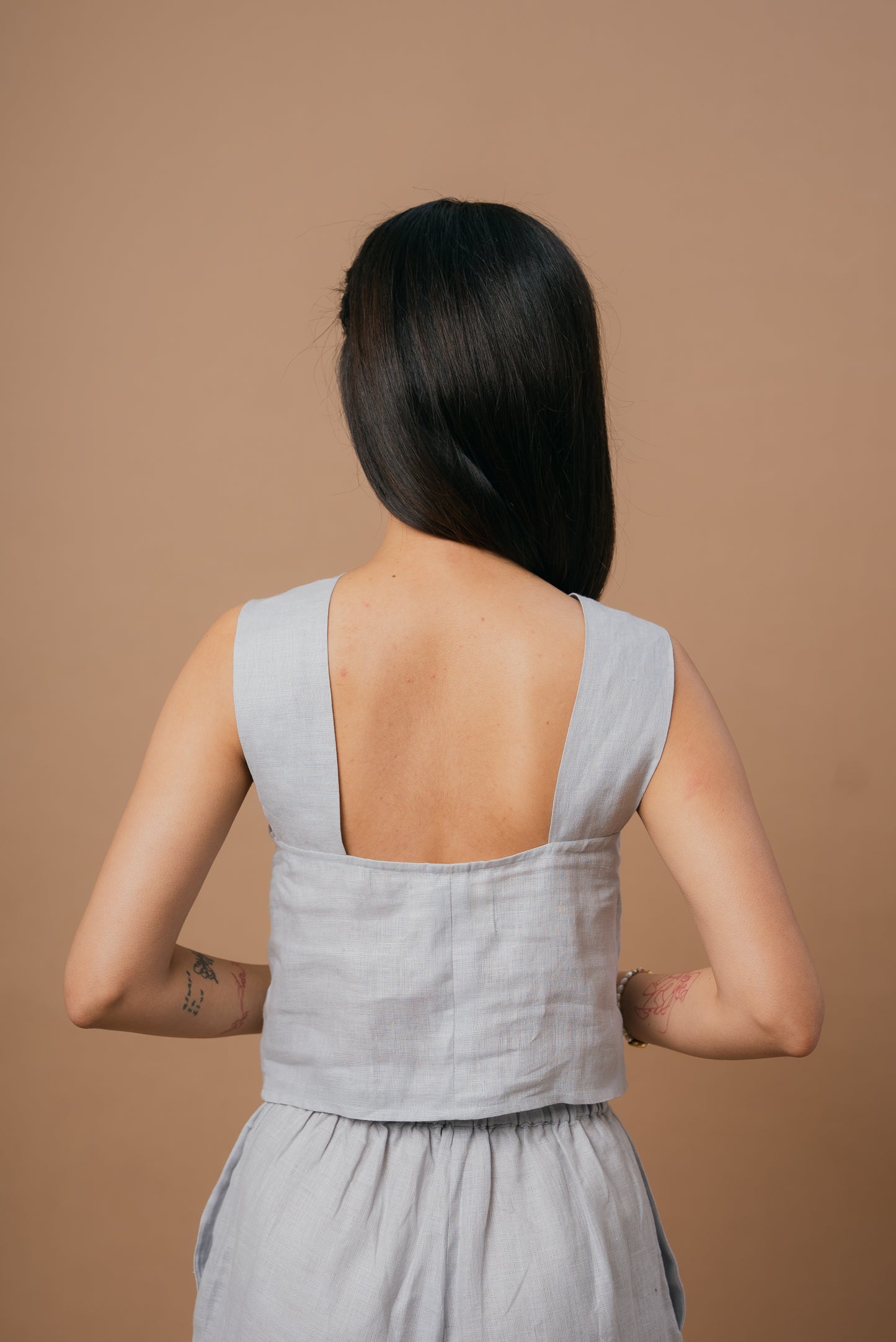 Cross neck top Stormy